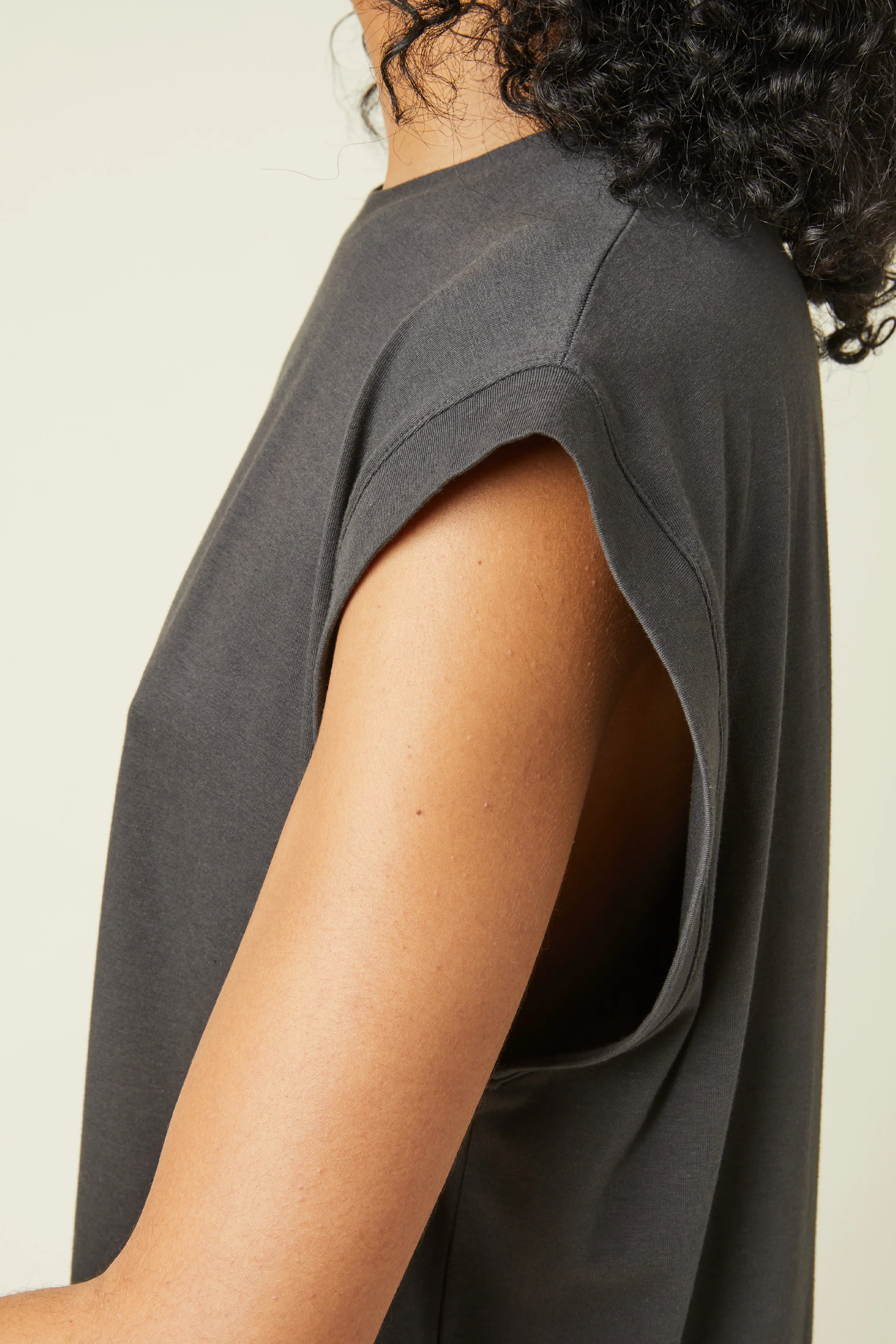 Atelier Brunette Le T-Shirt - Image 6