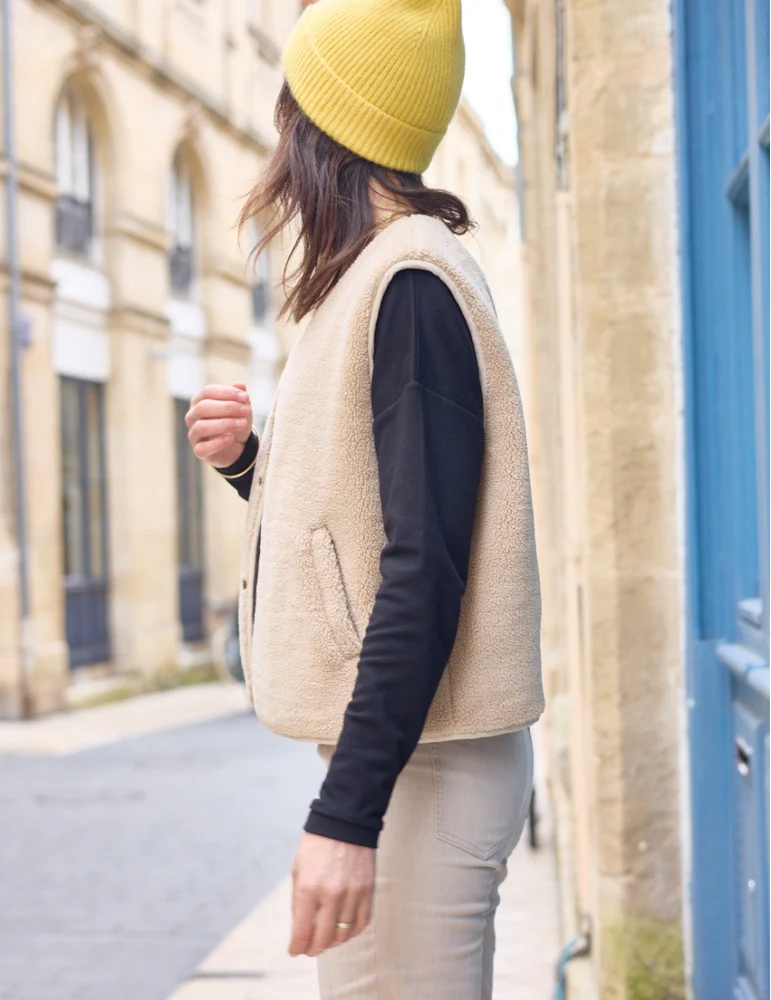 Atelier Scämmit Sherpa Vest - Image 8