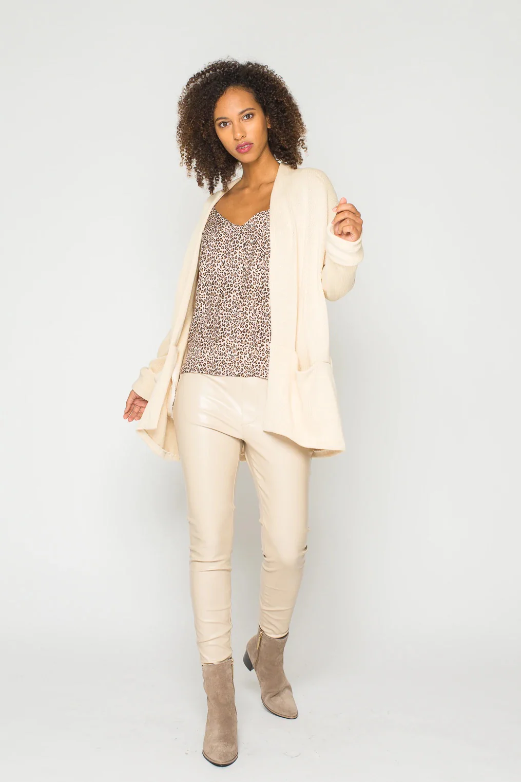 Bara Studio Isa Cardigan - Image 5