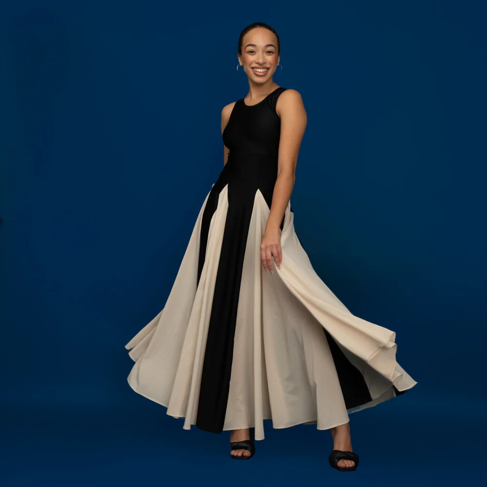 Madalynne Scarlett Maxi Dress - Image 5