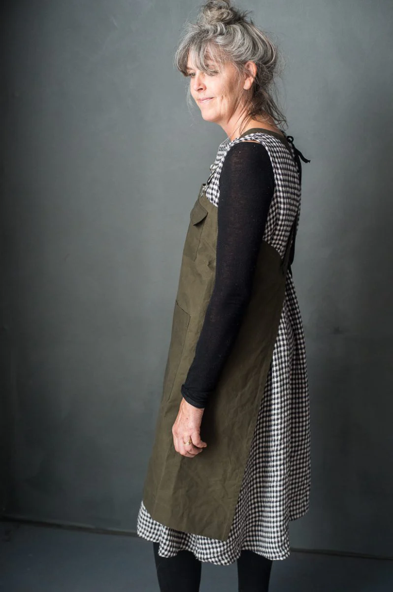 Merchant & Mills Victor Apron - Image 3