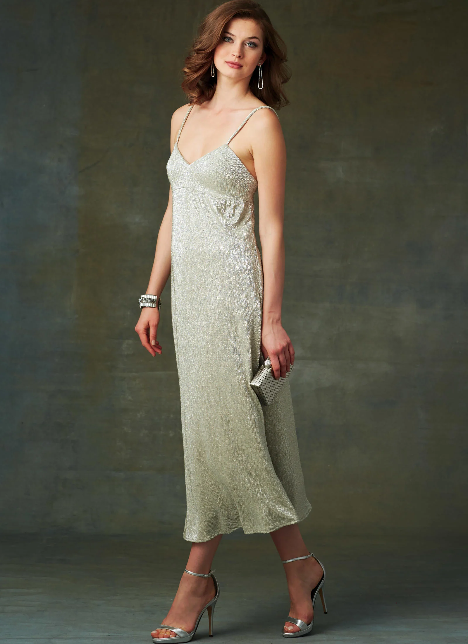 Vogue Slip-Style Dress V9278 - Image 4